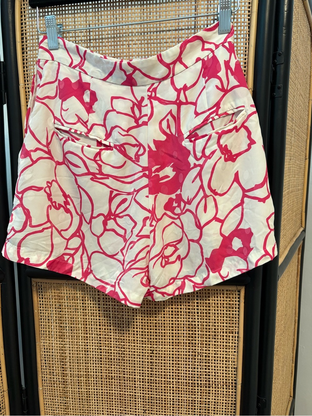 Ronny Kobo White with Pink Floral Shorts - Picture 4 of 6